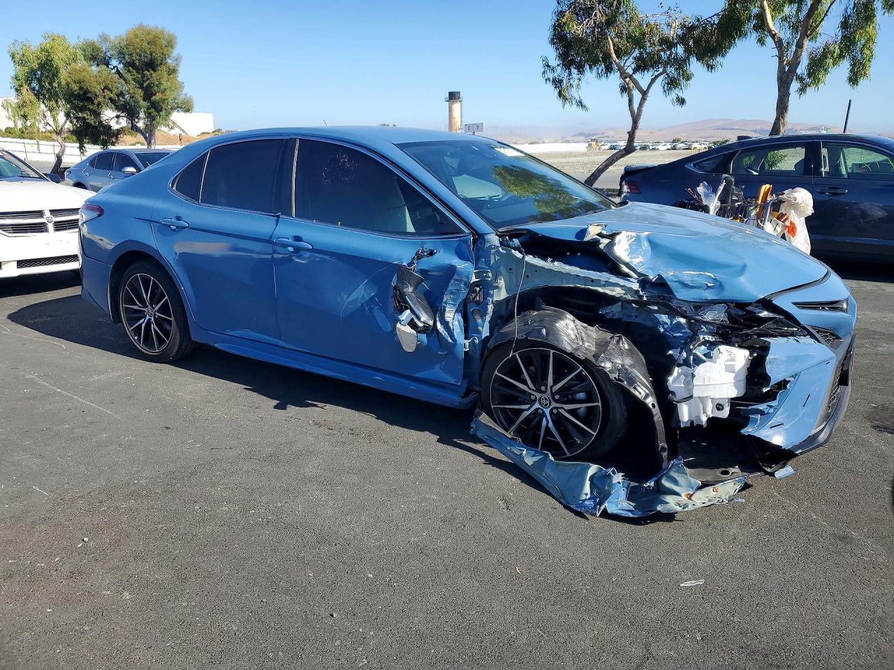 2024 Toyota Camry Se - Фото 4