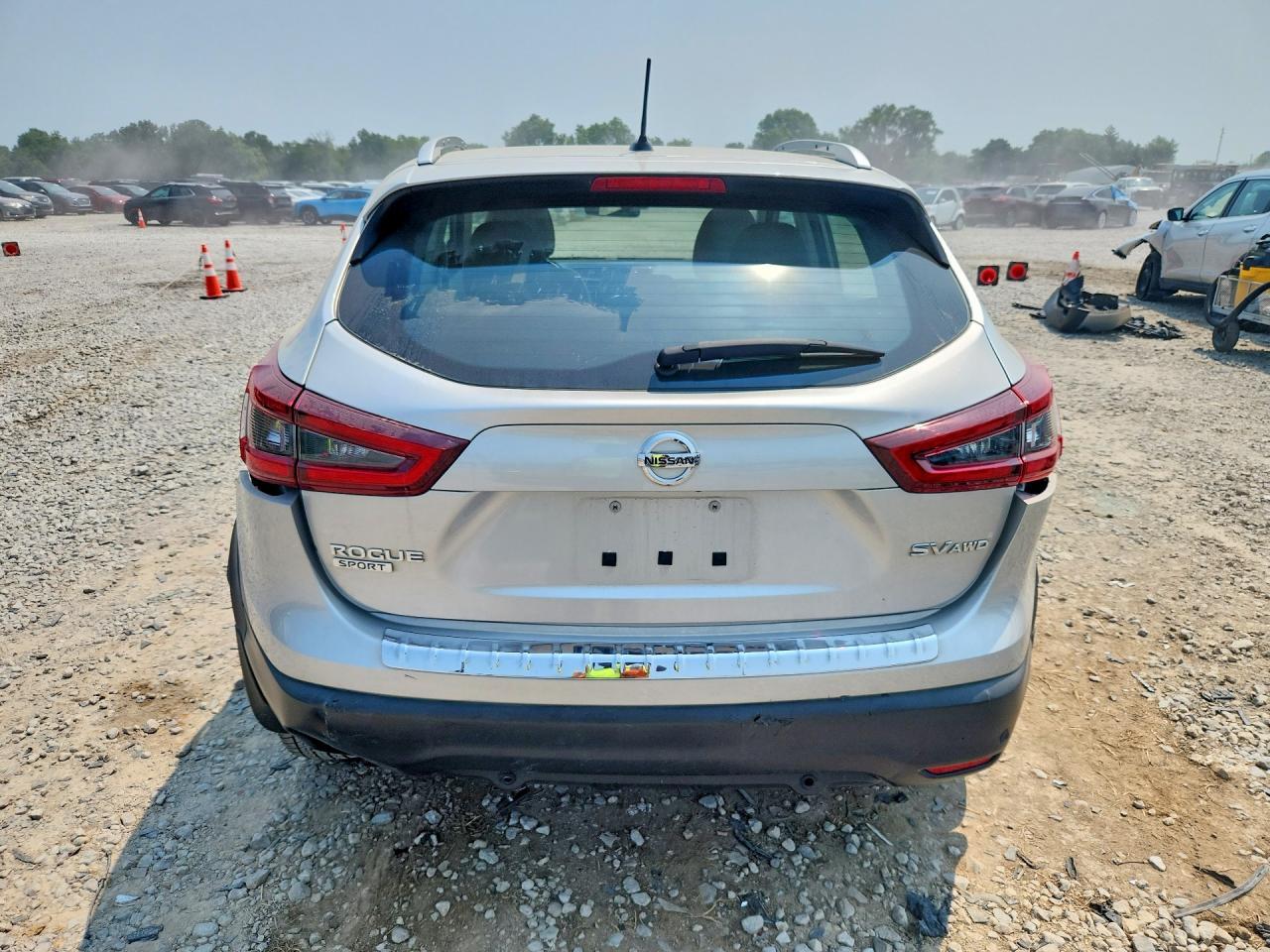 2021 Nissan Rogue Sport Sv - Фото 6