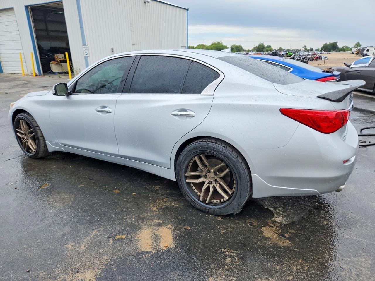 2016 Infiniti Q50 2.0T Premium - Фото 2