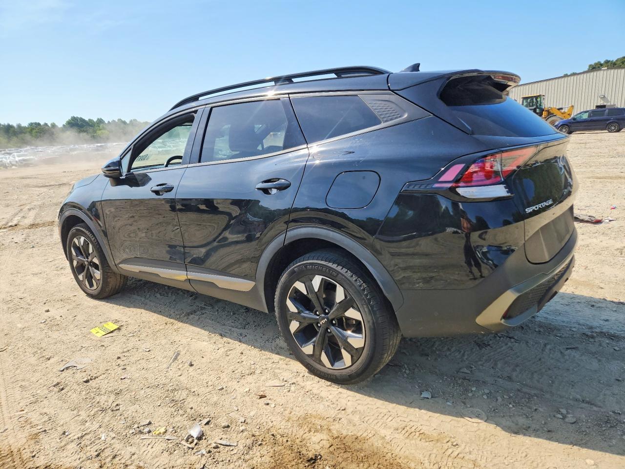 2023 Kia Sportage X Line - Image 2