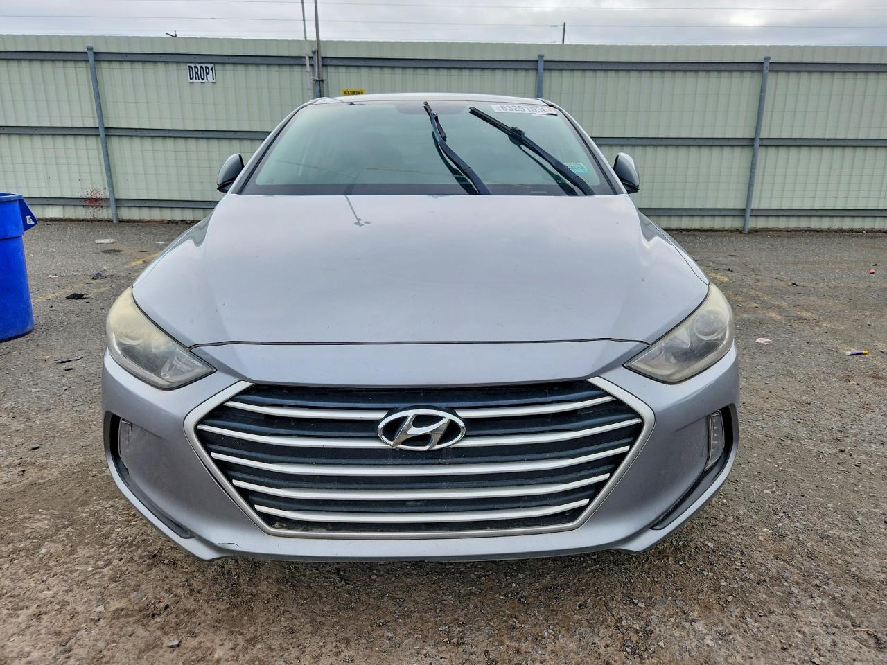 2017 Hyundai Elantra Se - Image 5
