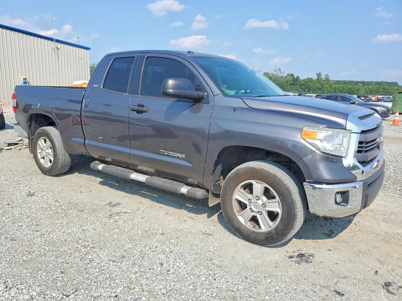 2014 Toyota Tundra Sr5 - Image 4