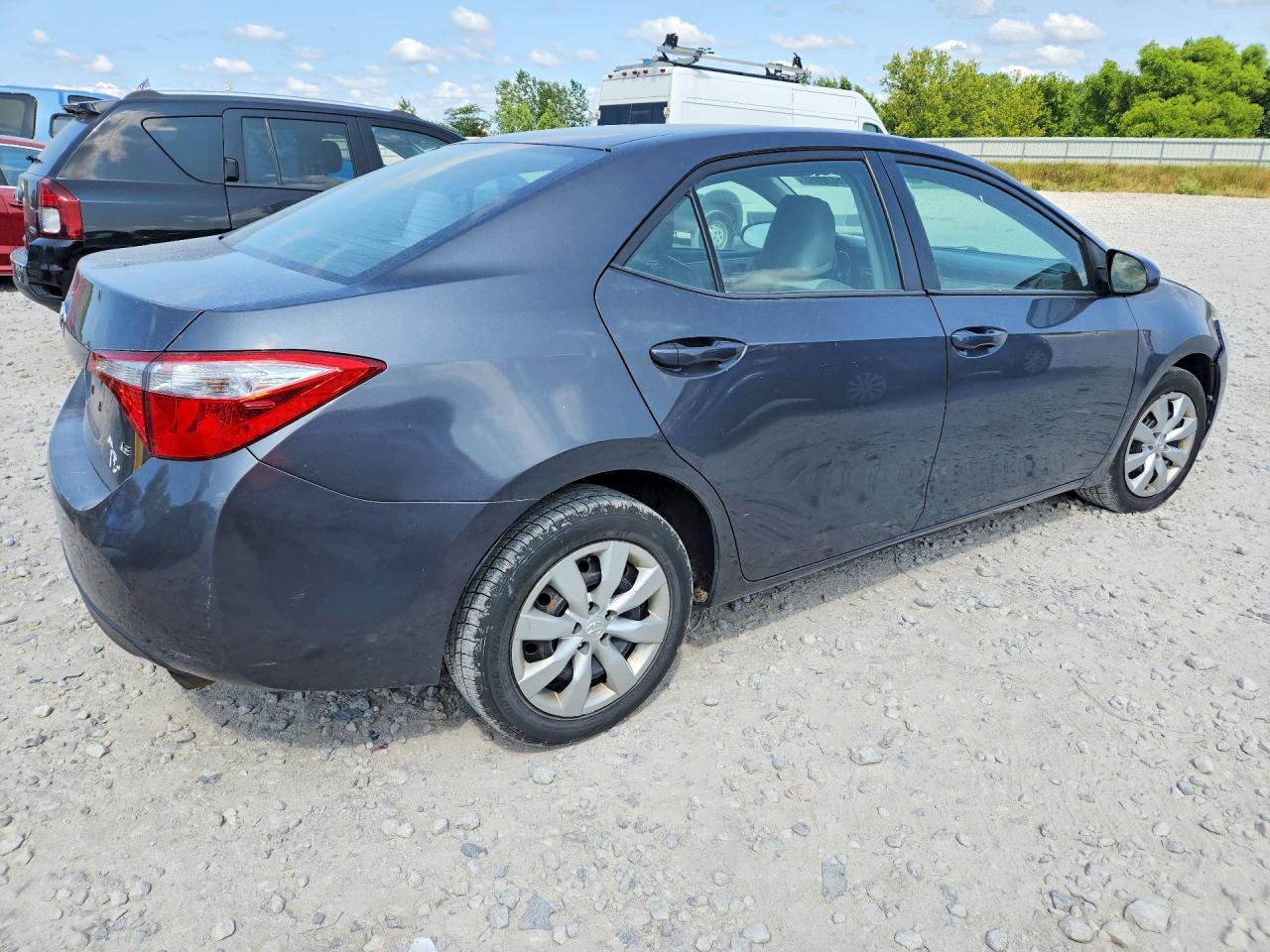 2014 Toyota Corolla Le - Image 3