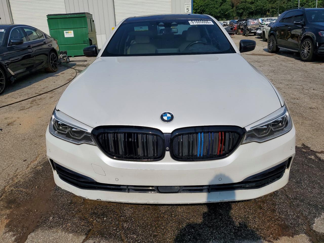 2017 BMW 540 I - Фото 5