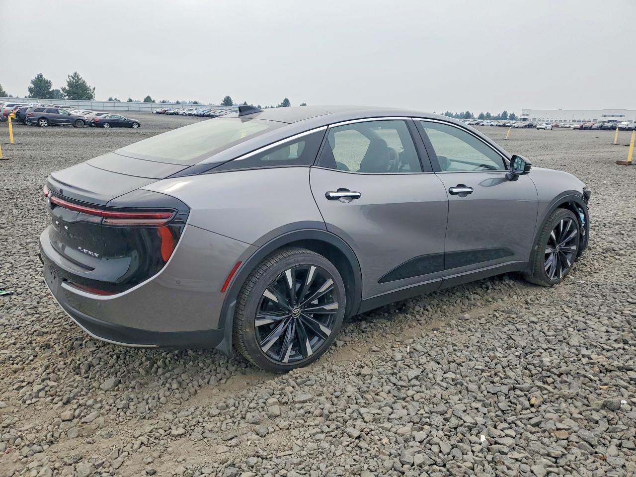 2025 Toyota Crown Platinum - Фото 3