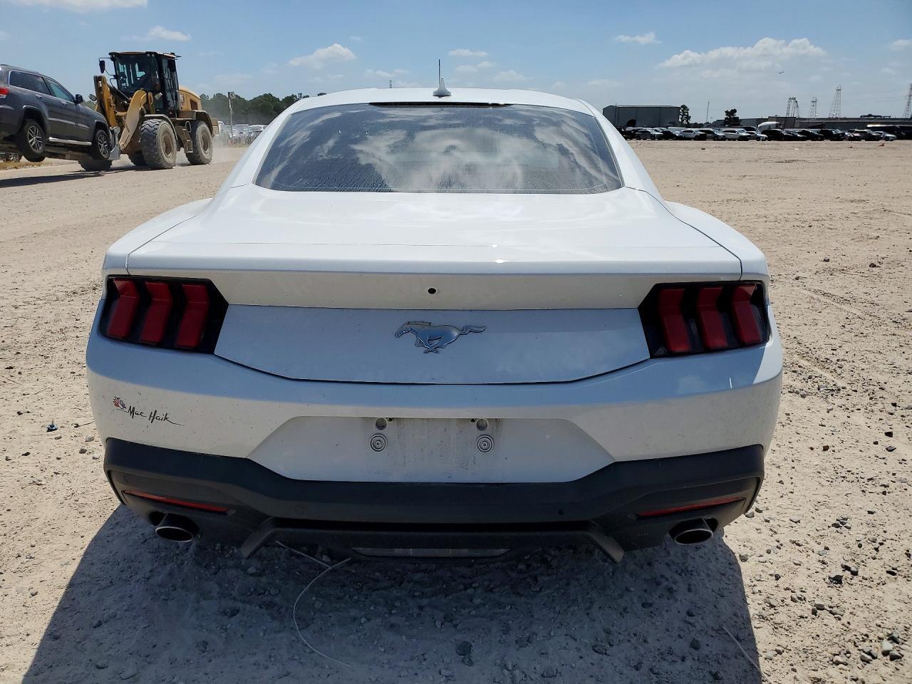 2024 Ford Mustang - Фото 6