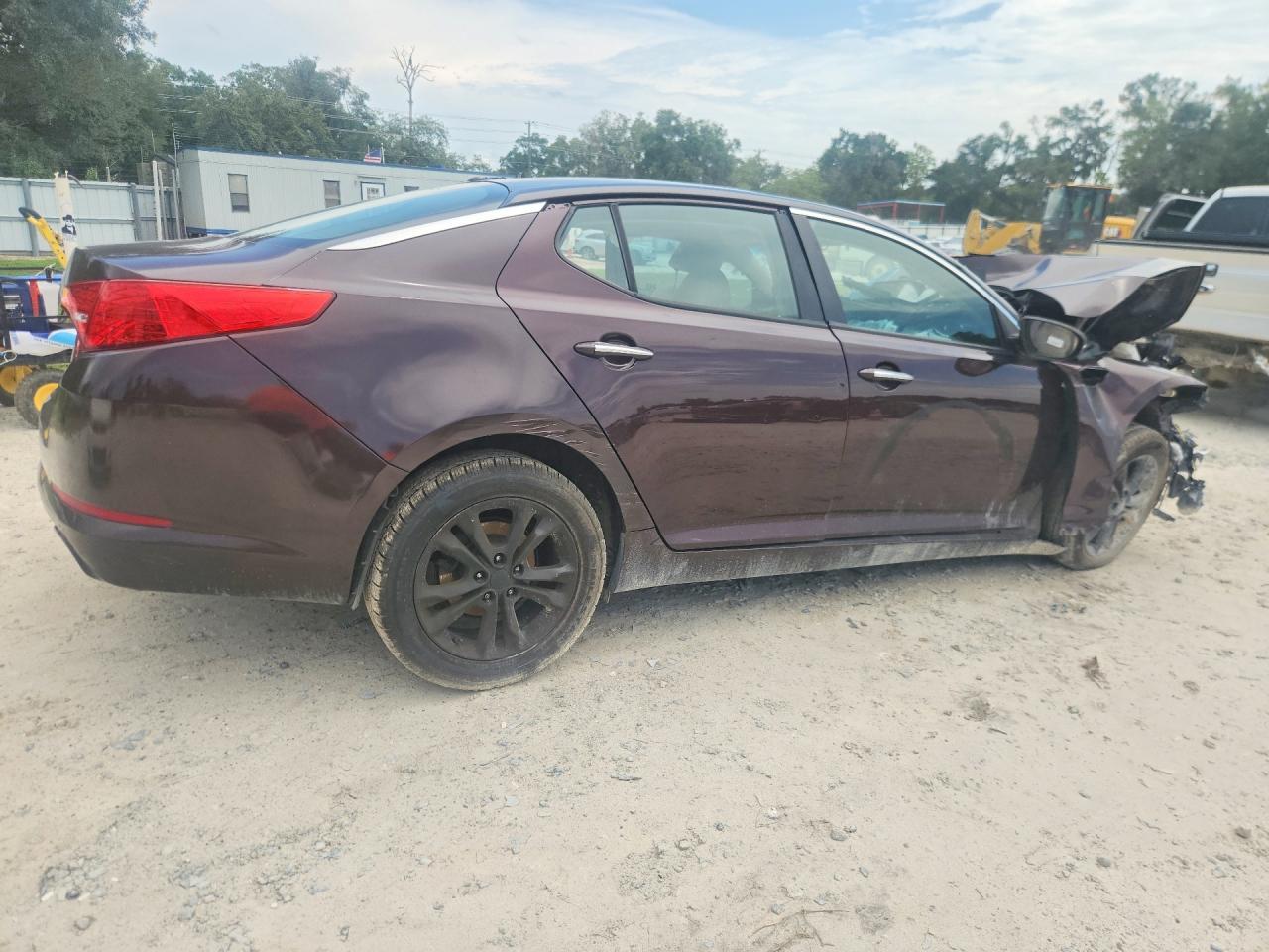 2012 Kia Optima Ex - Image 3