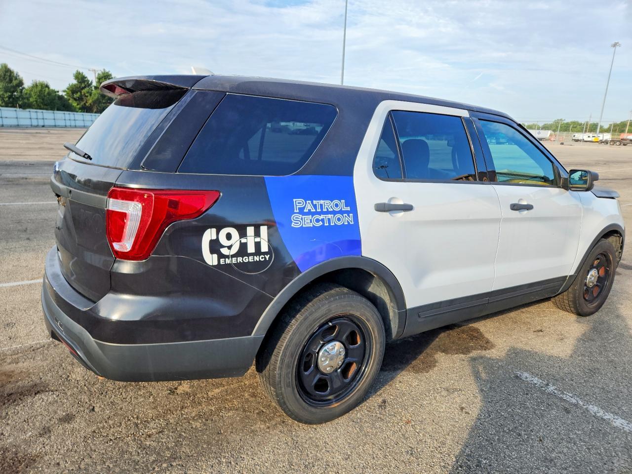 2016 Ford Explorer Police Interceptor - Image 3