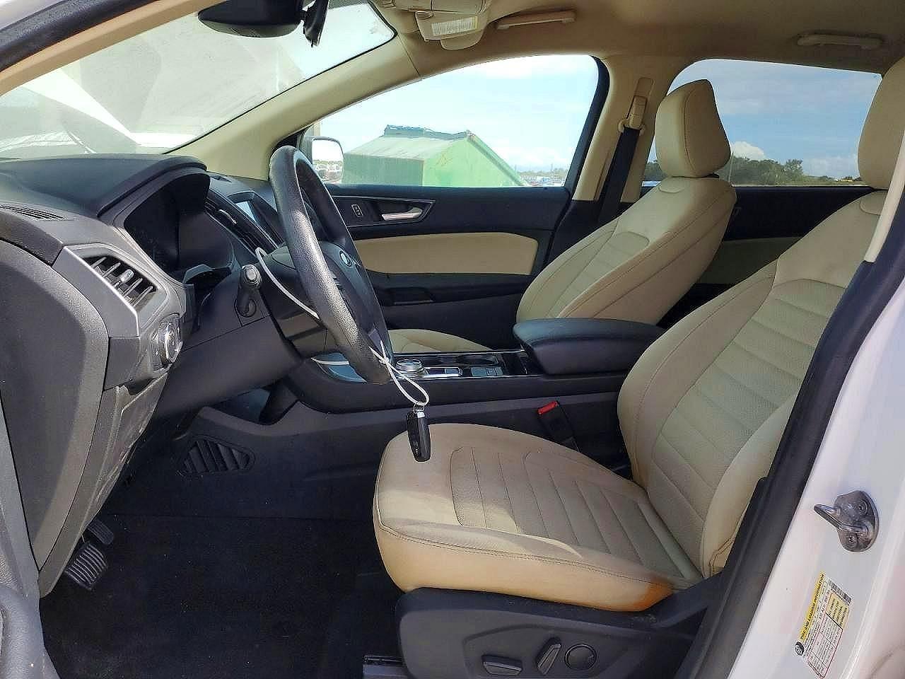 2020 Ford Edge Se - Image 7