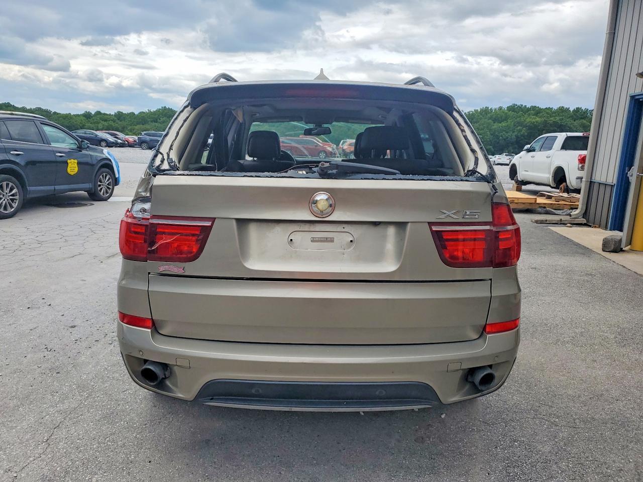 2011 BMW X5 xDrive35I - Фото 6