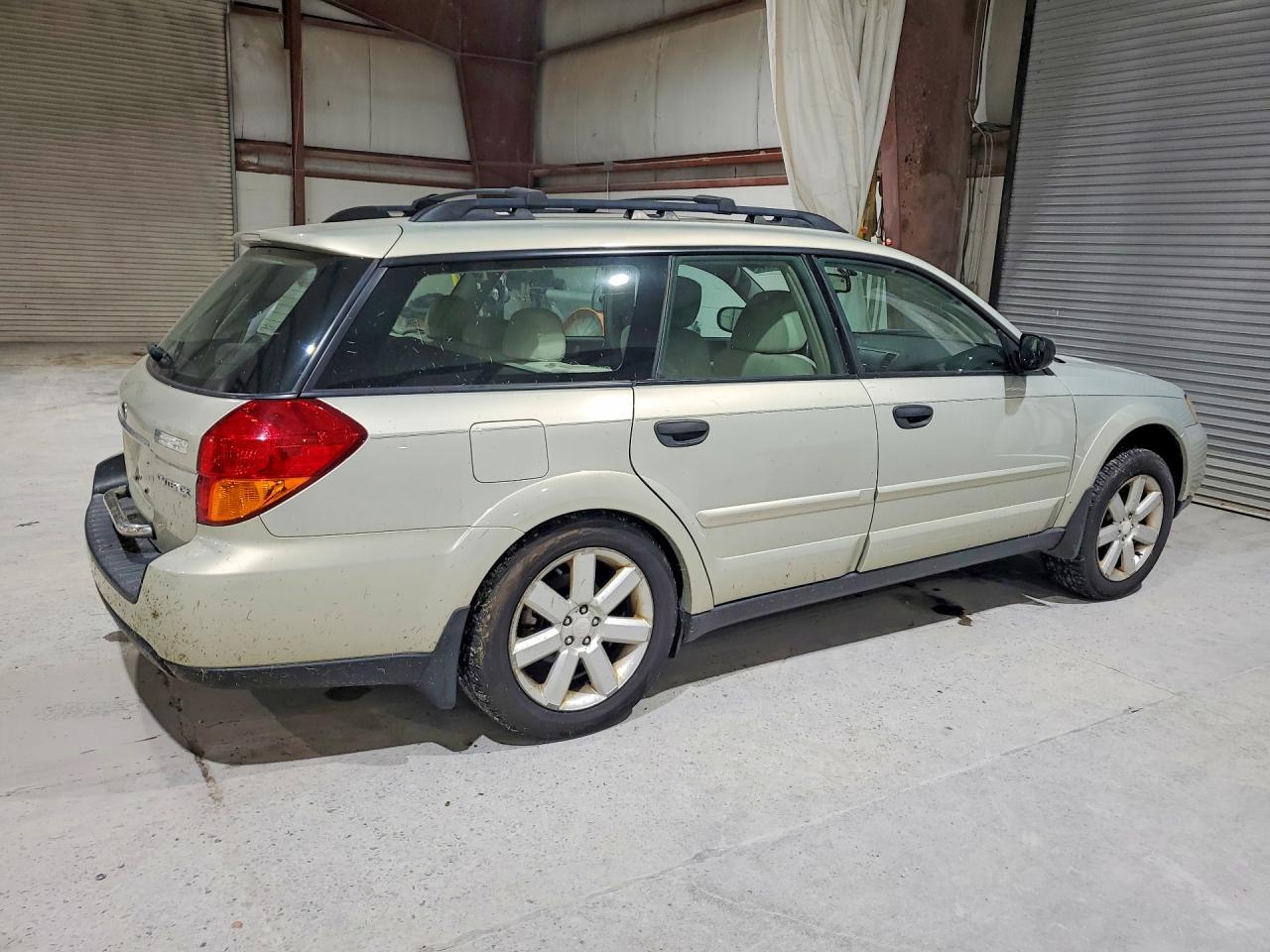 2006 Subaru Legacy Outback 2.5I - Фото 3