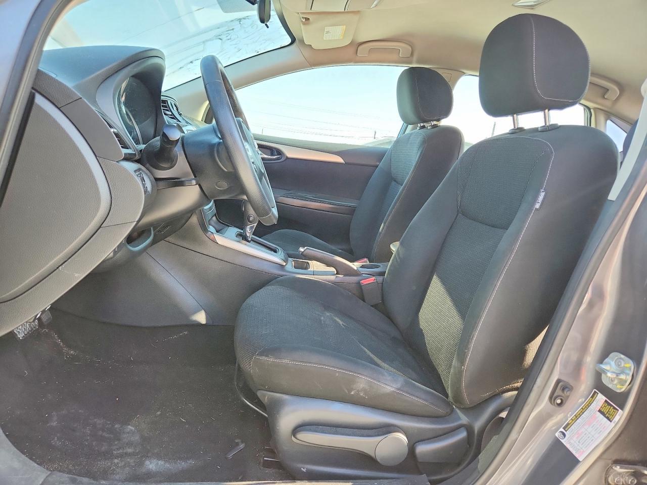 2019 Nissan Sentra S - Фото 7