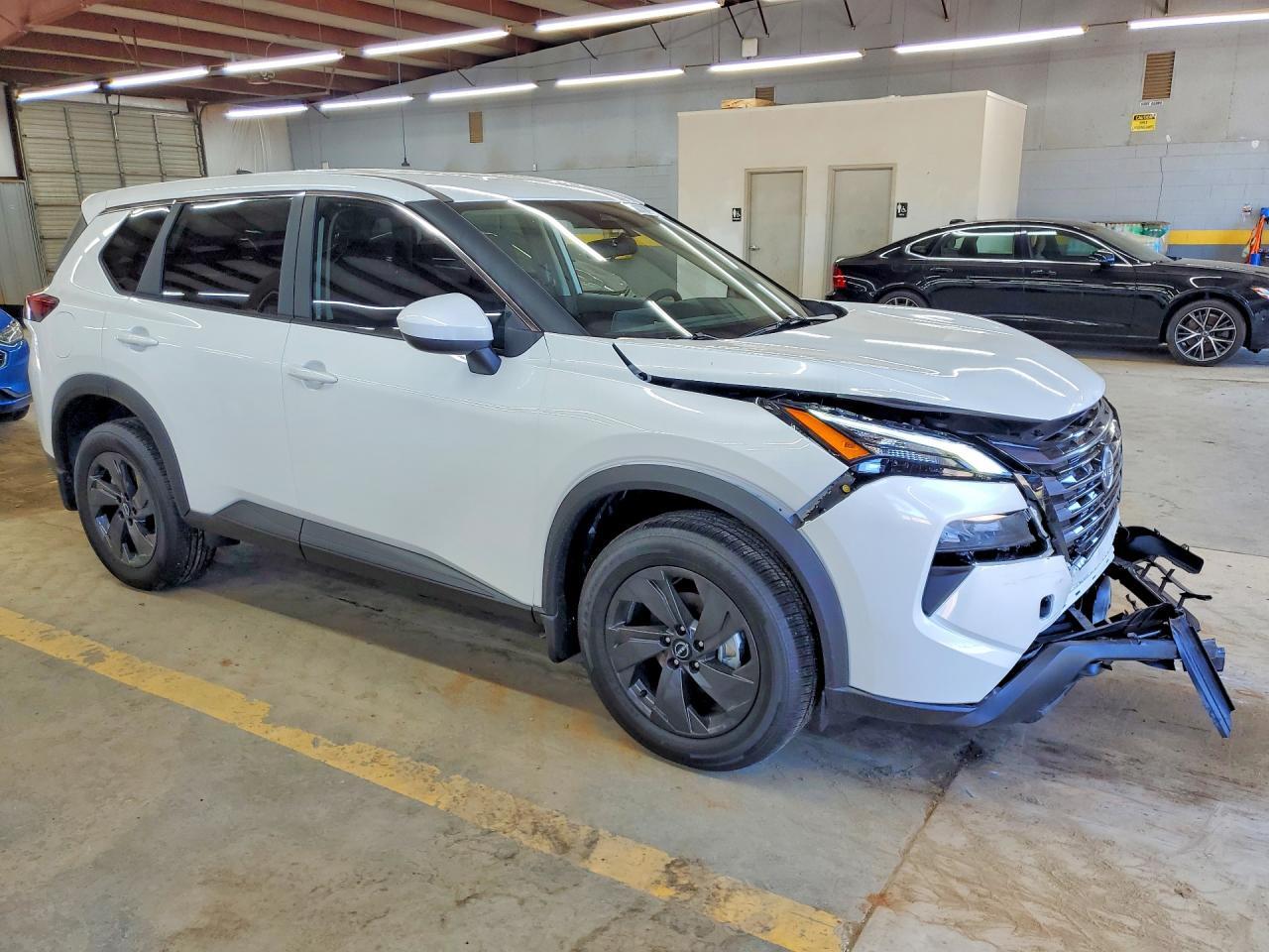 2026 Nissan Rogue Sv - Image 4
