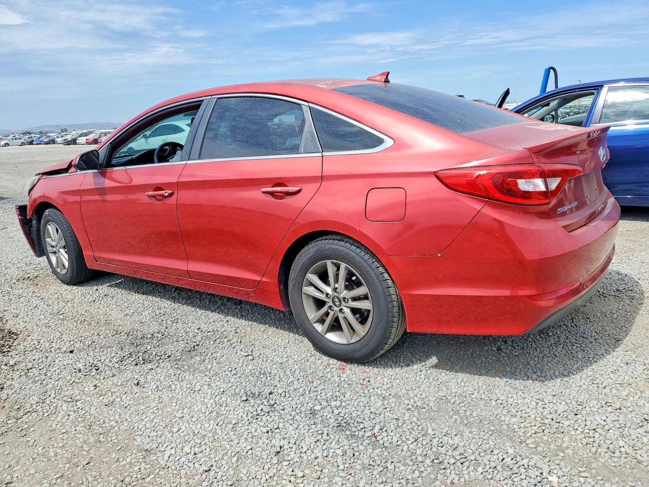 2017 Hyundai Sonata Se - Фото 2