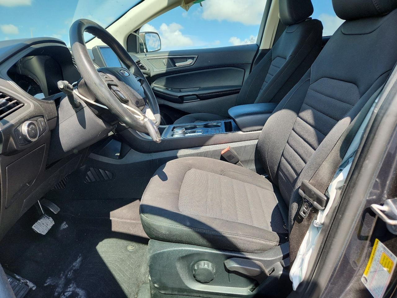2022 Ford Edge Se - Фото 7