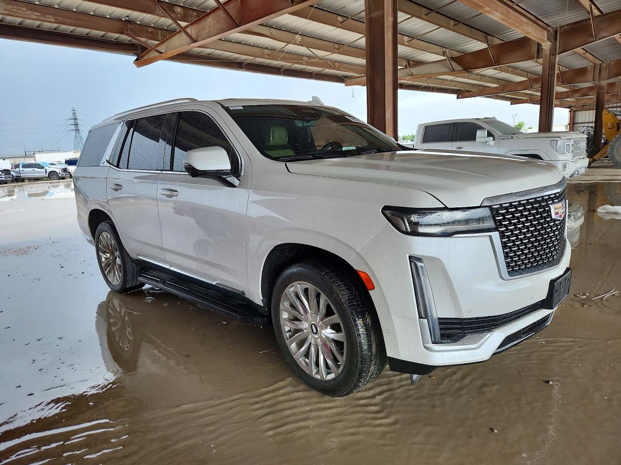 2021 Cadillac Escalade Premium Luxury - Image 4