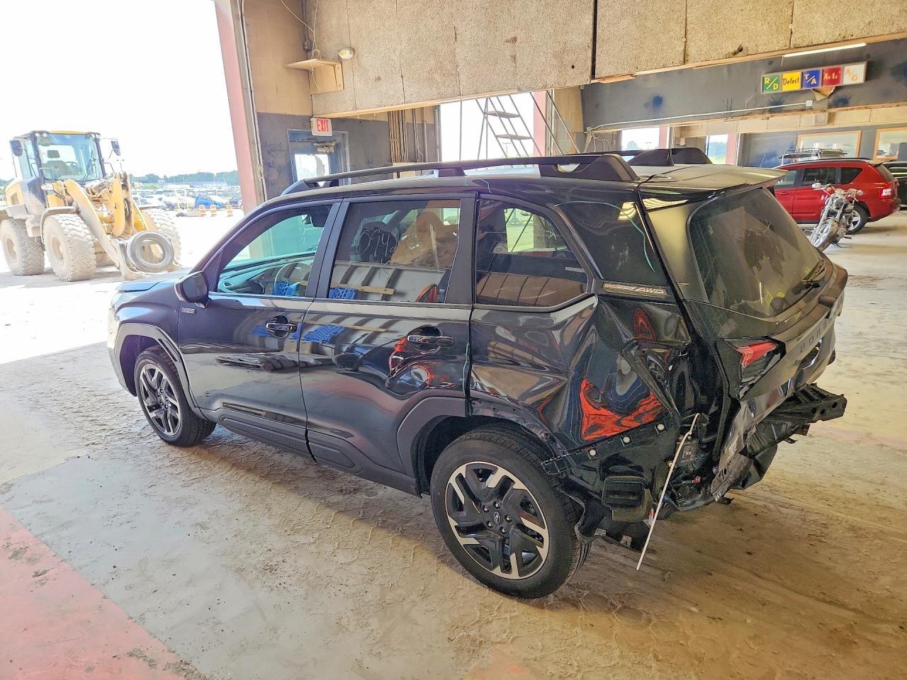 2026 Subaru Forester Premium - Фото 2