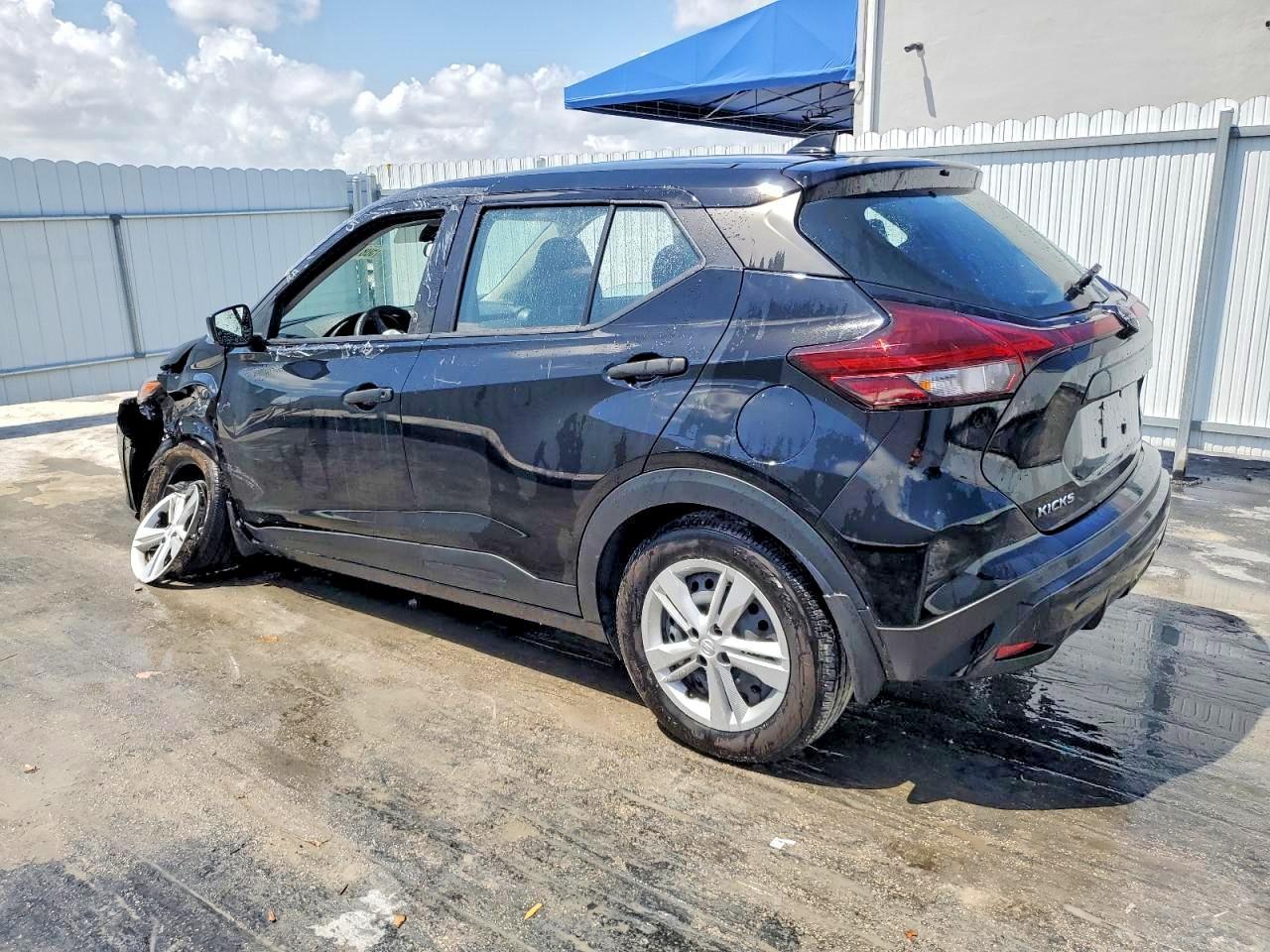 2023 Nissan Kicks S - Фото 2