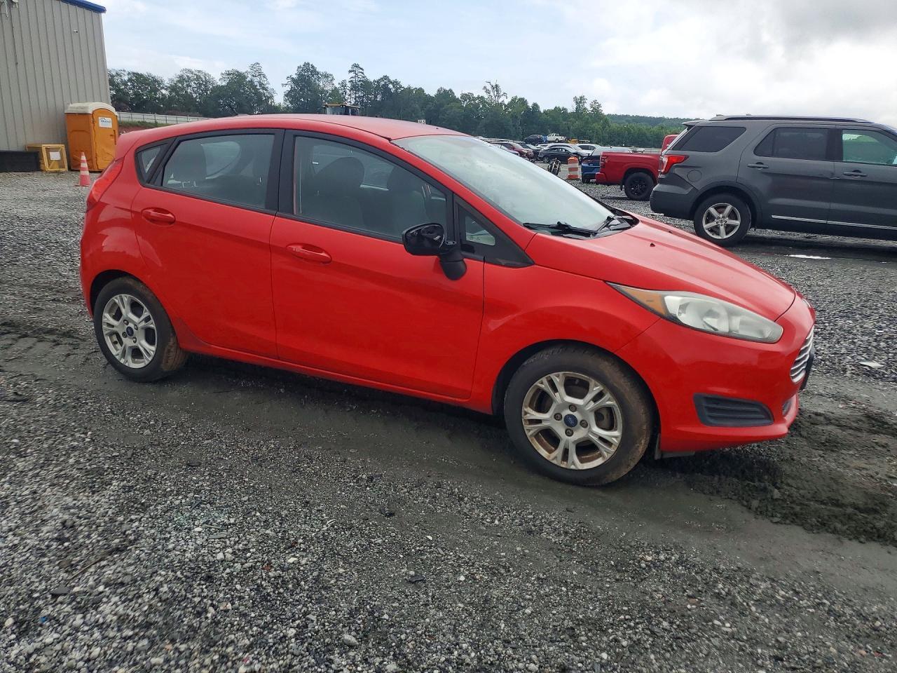 2015 Ford Fiesta Se - Image 4