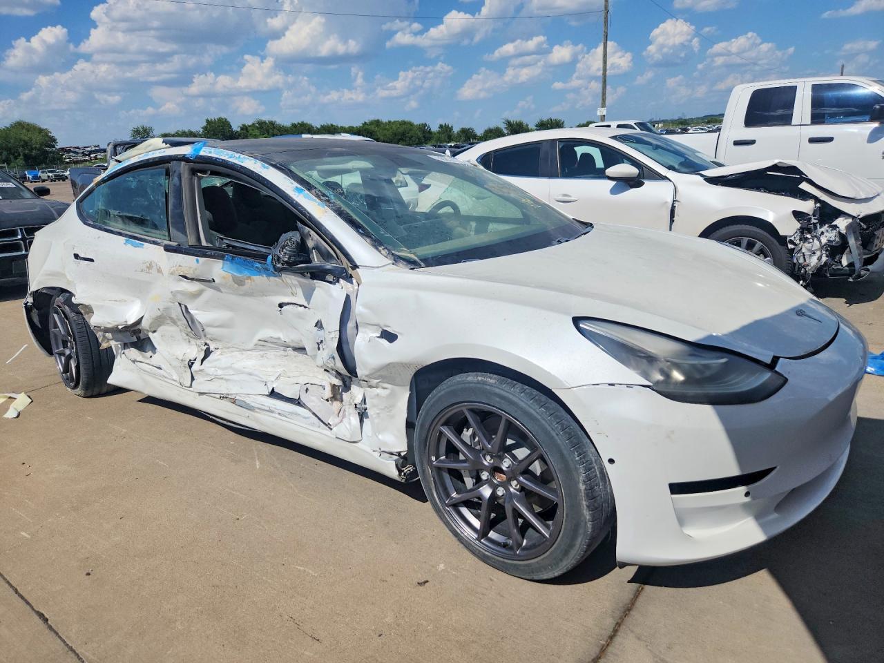 2021 Tesla Model 3 - Image 4