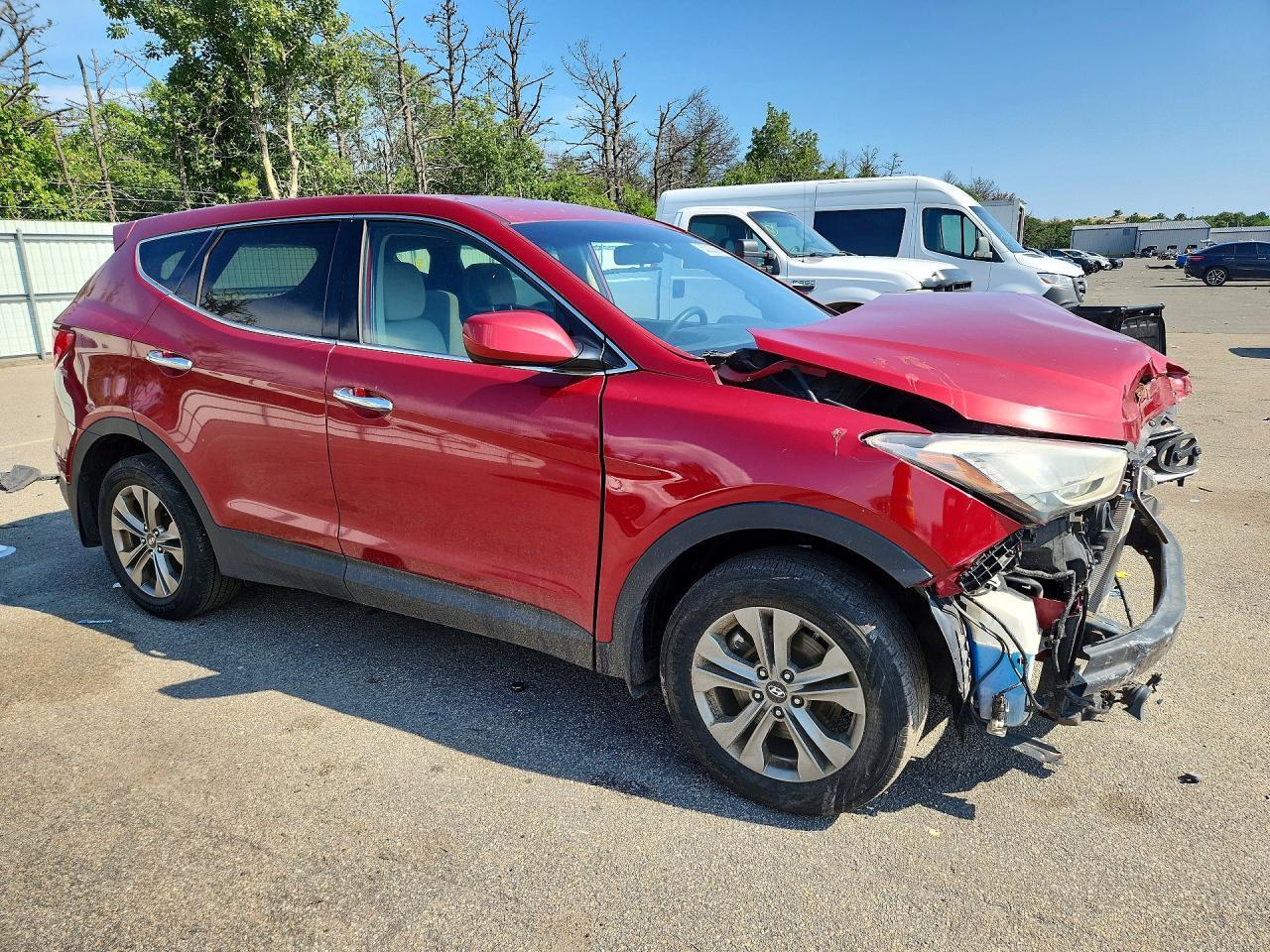 2016 Hyundai Santa Fe Sport 2.4L - Image 4