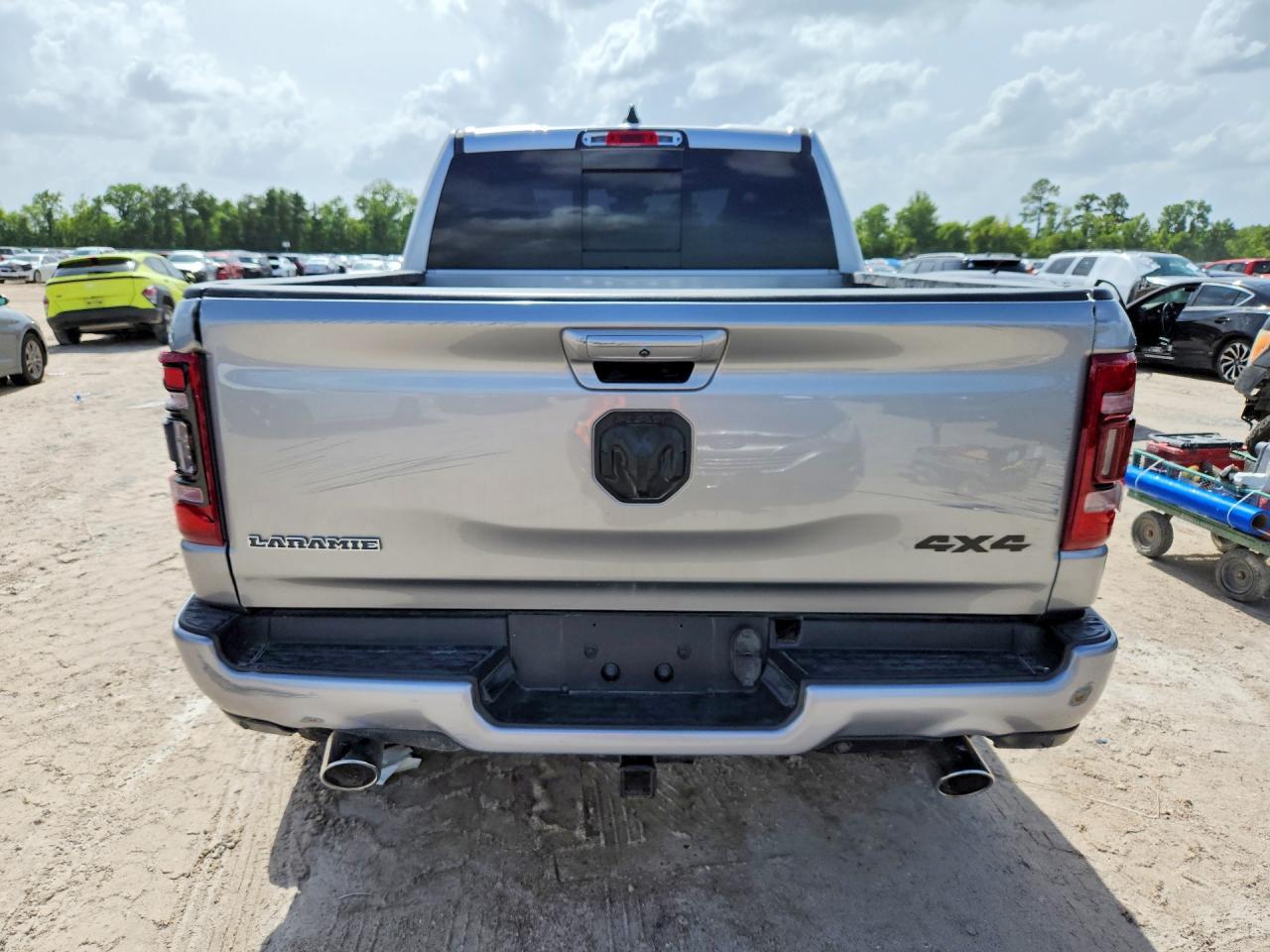 2021 Ram 1500 Laramie - Фото 6