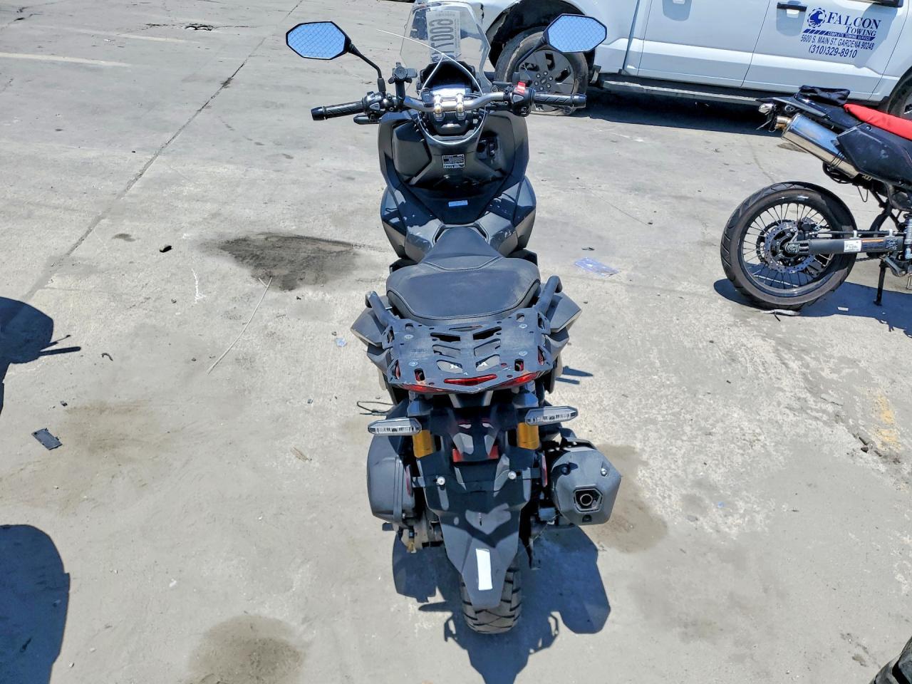 2025 Honda Adv160 A - Image 4