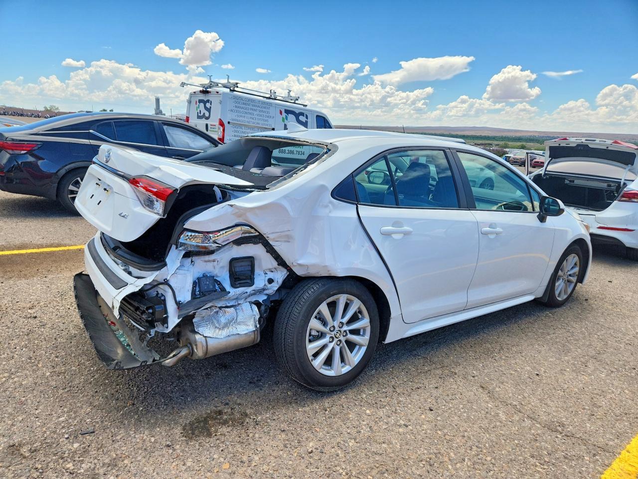 2024 Toyota Corolla Le - Фото 3