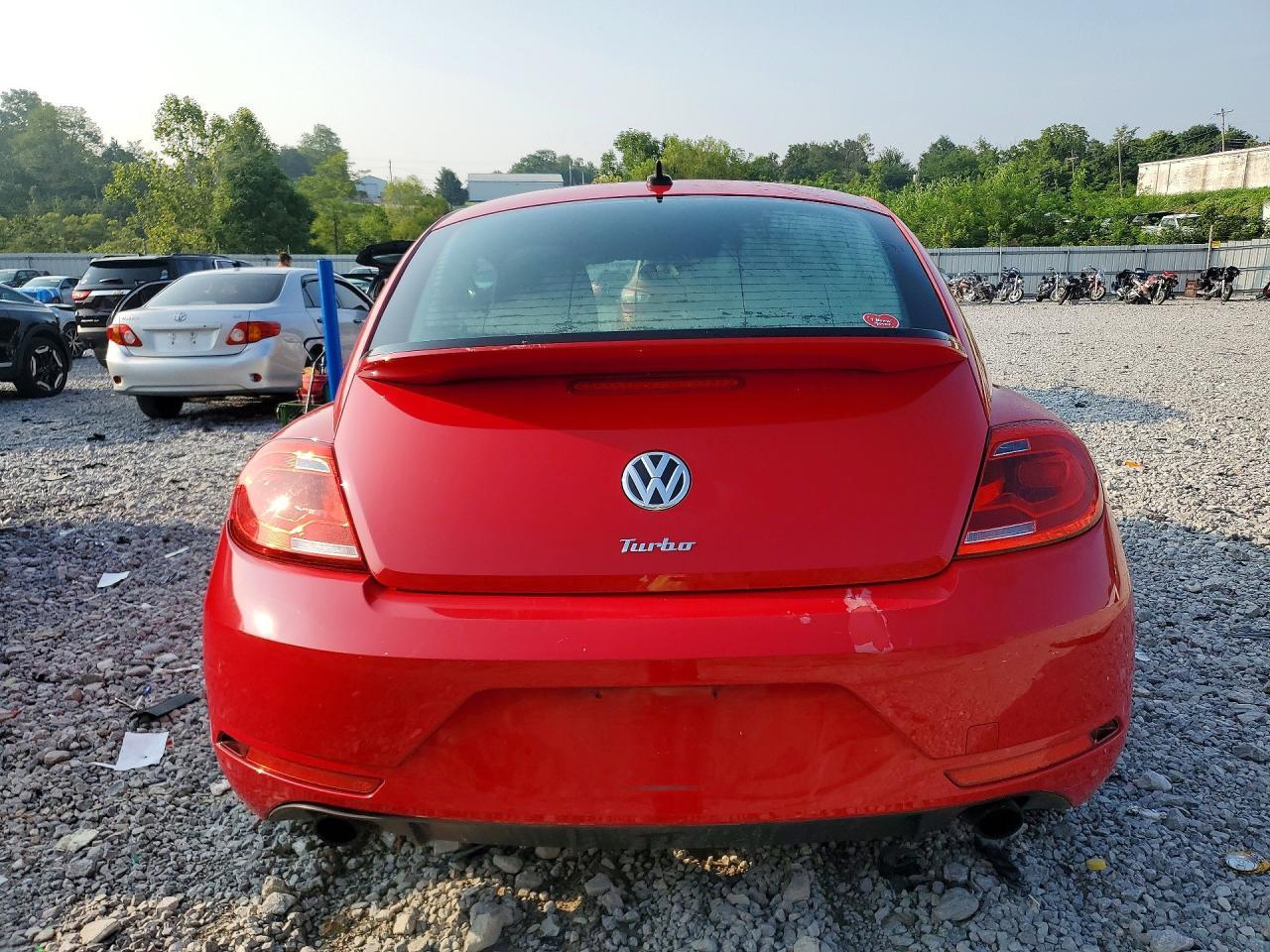 2015 Volkswagen Beetle R-Line - Фото 6