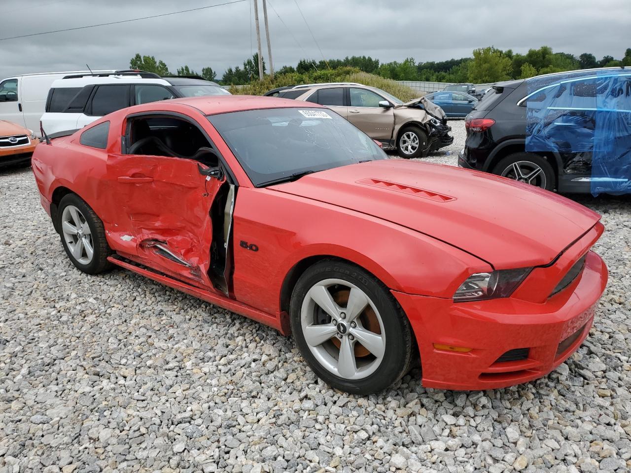 2013 Ford Mustang Gt - Фото 4