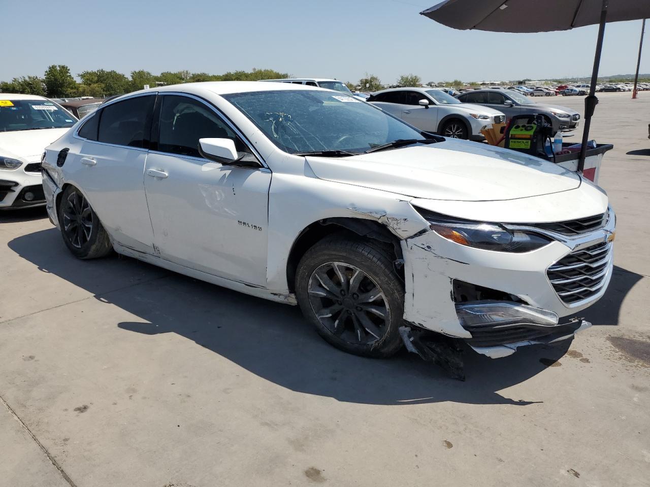 2019 Chevrolet Malibu Lt - Image 4