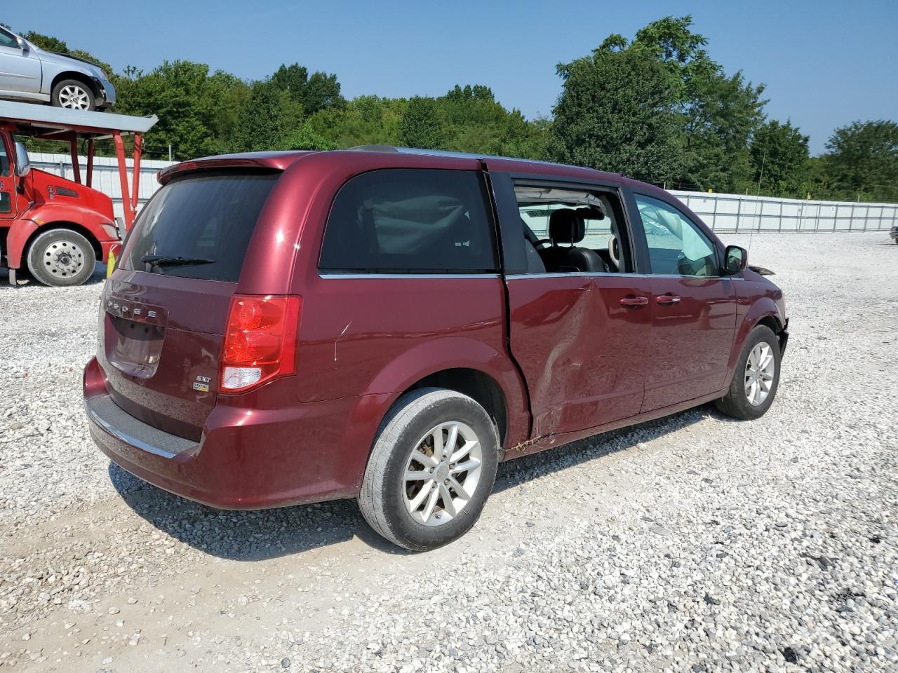 2018 Dodge Grand Caravan Sxt - Фото 3