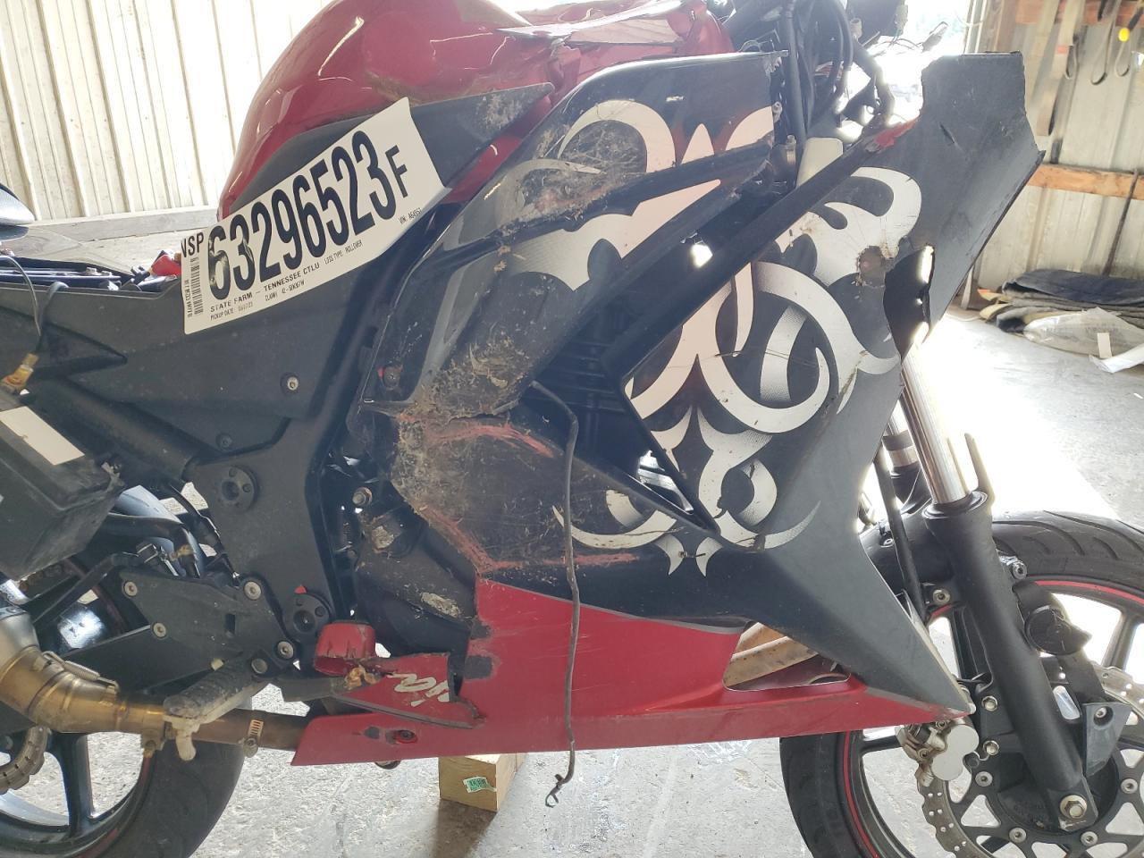 2010 Kawasaki Ex250 J - Image 7