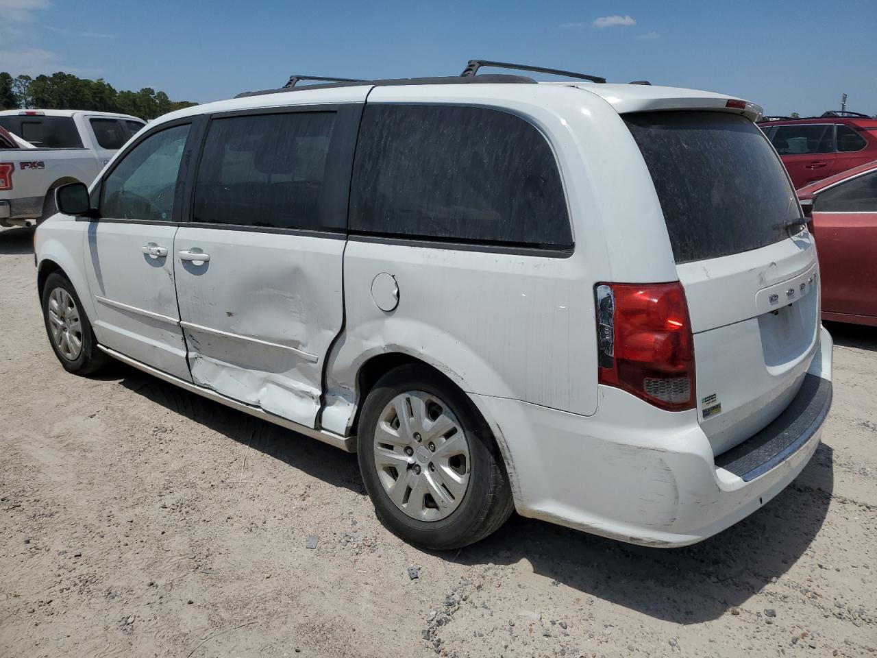 2016 Dodge Grand Caravan R/T - Фото 2