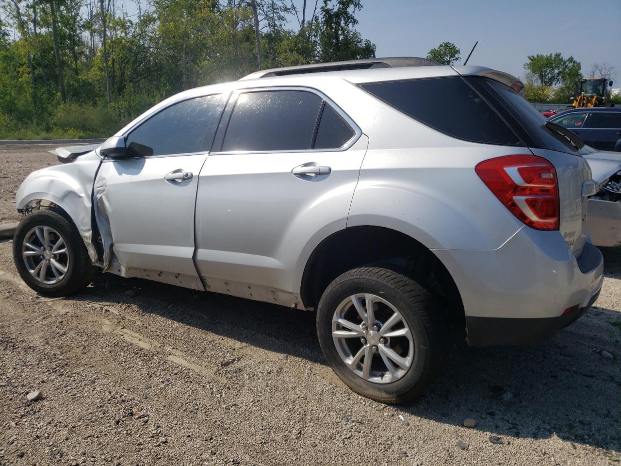 2016 Chevrolet Equinox Lt - Image 2