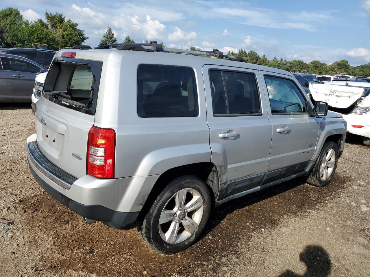 2011 Jeep Patriot Latitude - Image 3