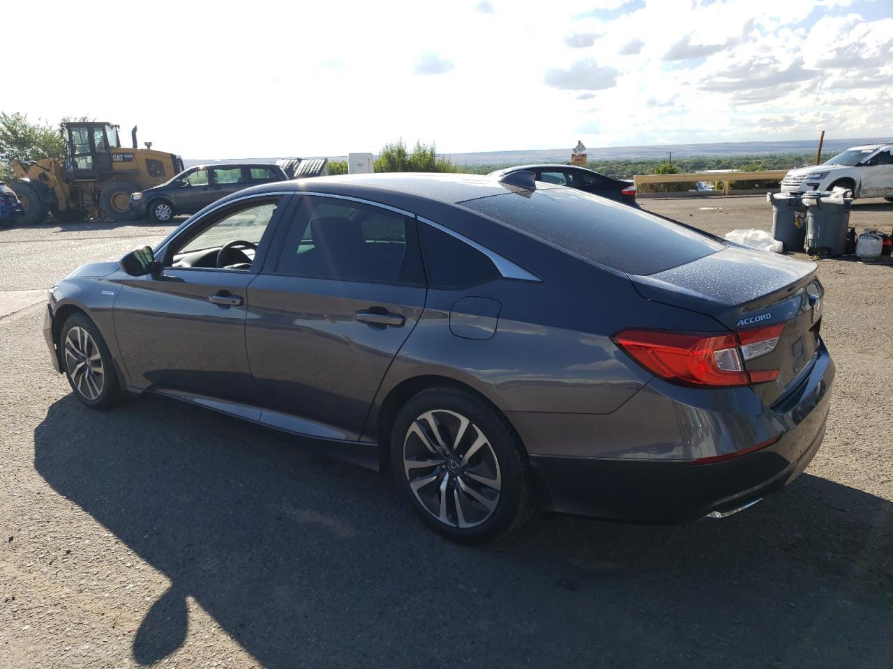 2019 Honda Accord Hybrid - Image 2