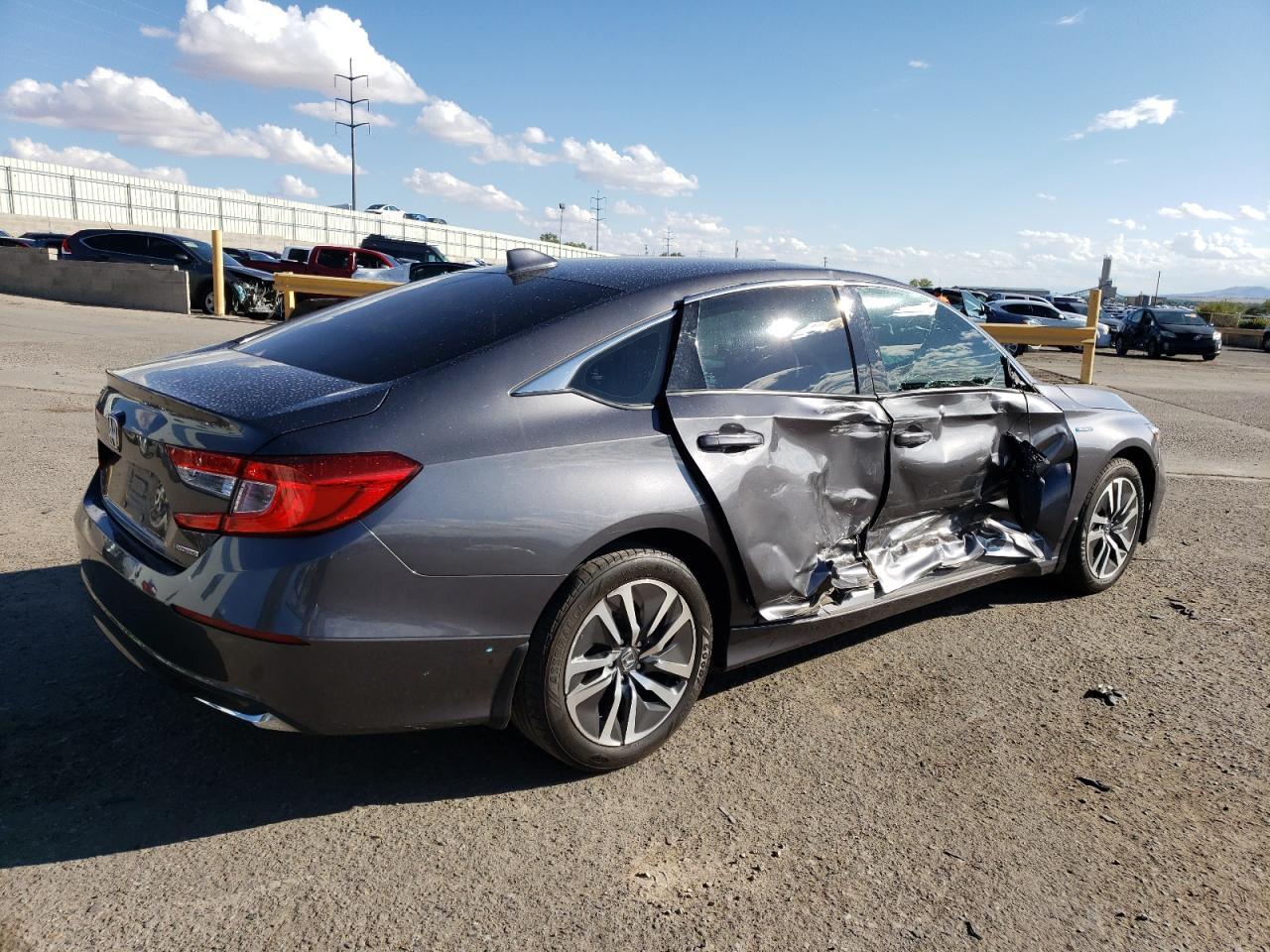 2019 Honda Accord Hybrid - Image 3