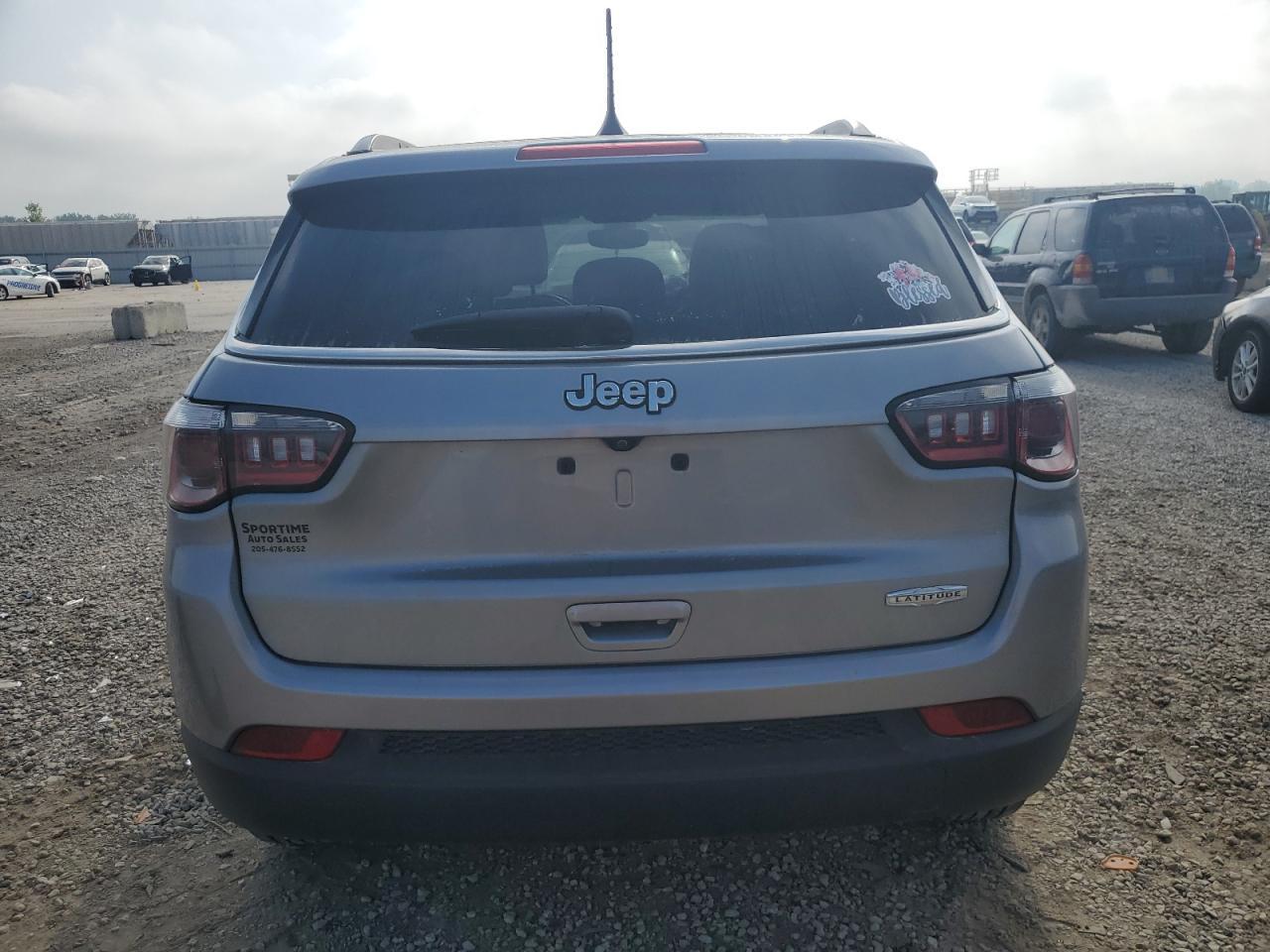 2020 Jeep Compass Latitude - Фото 6