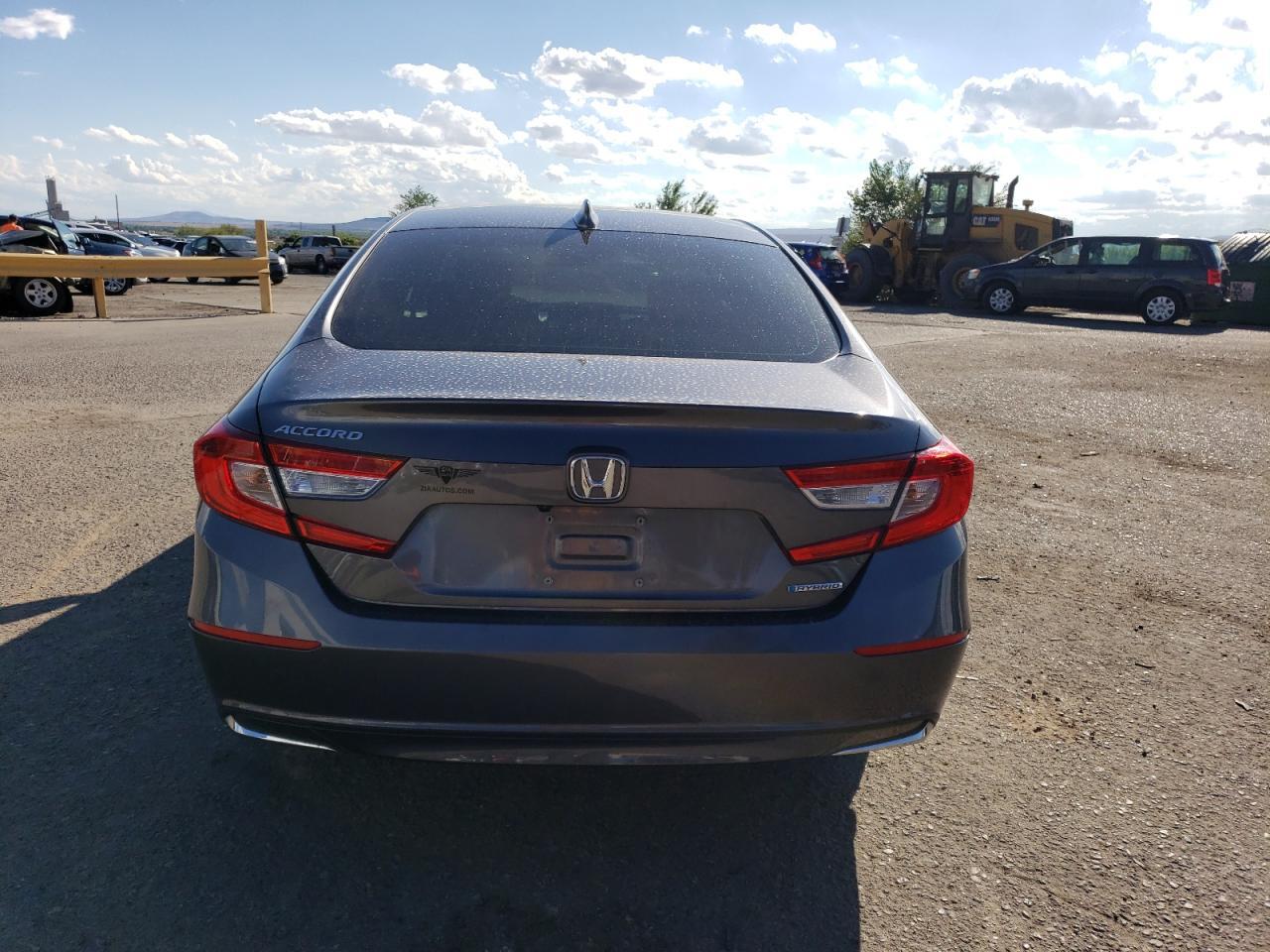 2019 Honda Accord Hybrid - Image 6