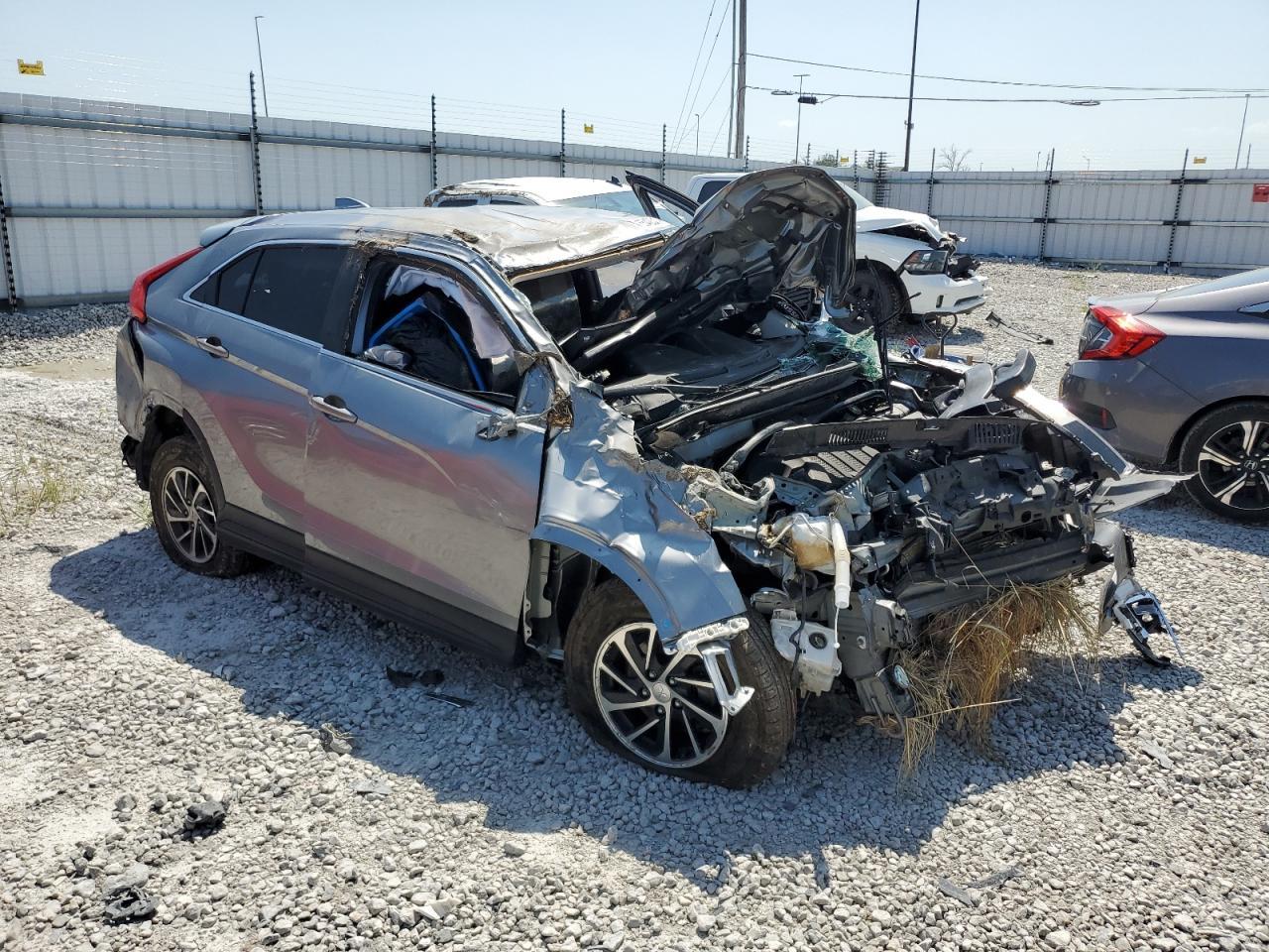 2020 Mitsubishi Eclipse Cross Es - Фото 4