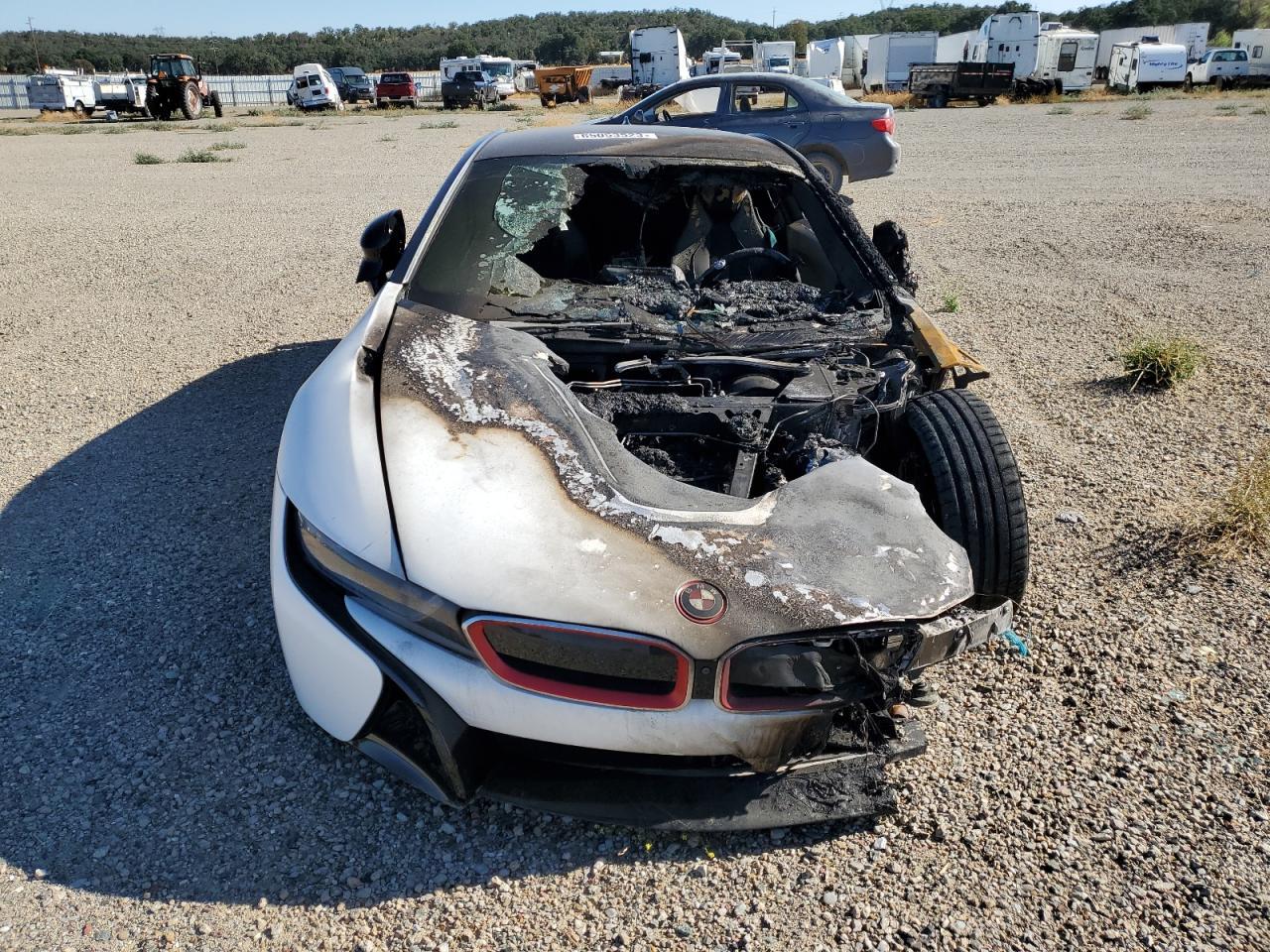 2016 BMW I8 - Фото 5