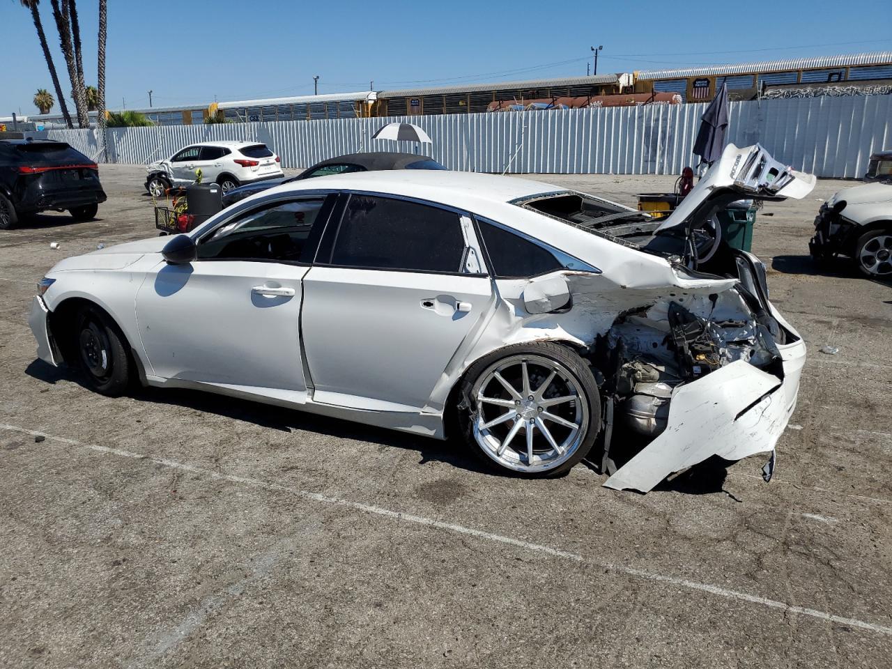 2022 Honda Accord Sport - Фото 2