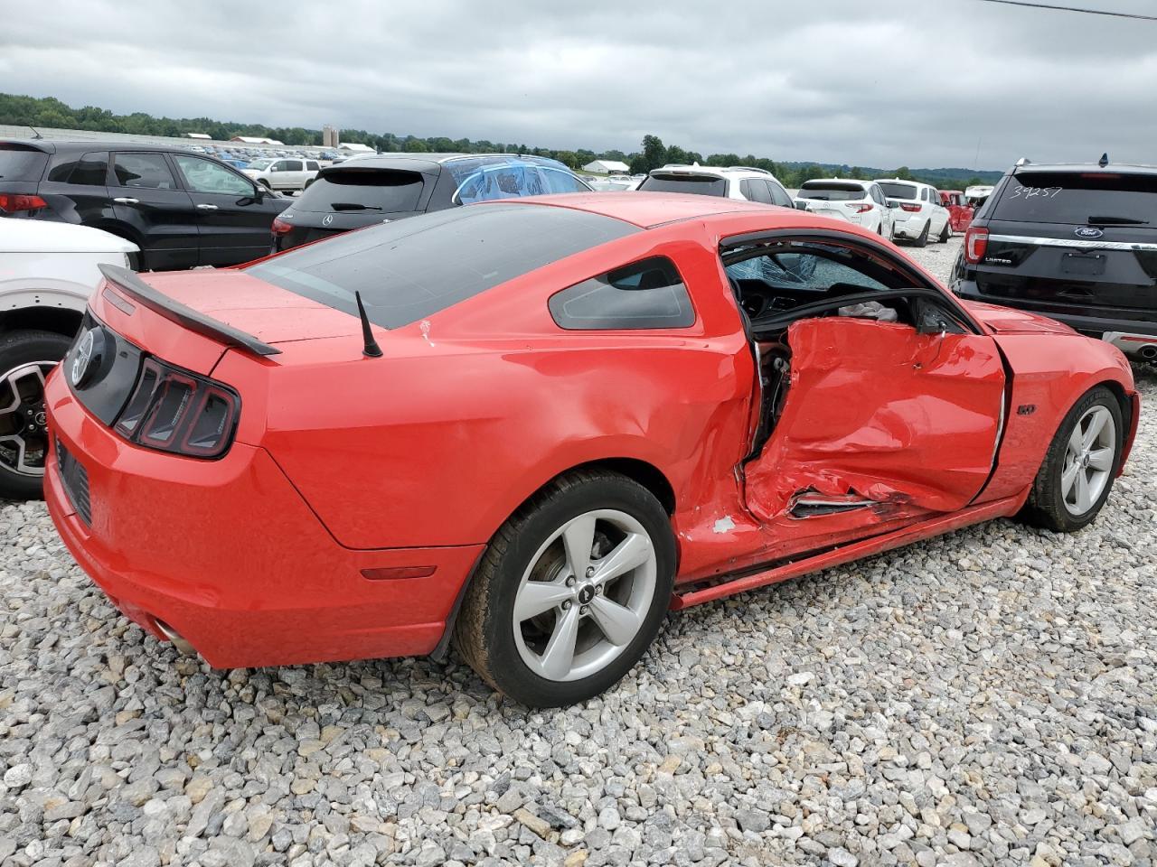 2013 Ford Mustang Gt - Фото 3