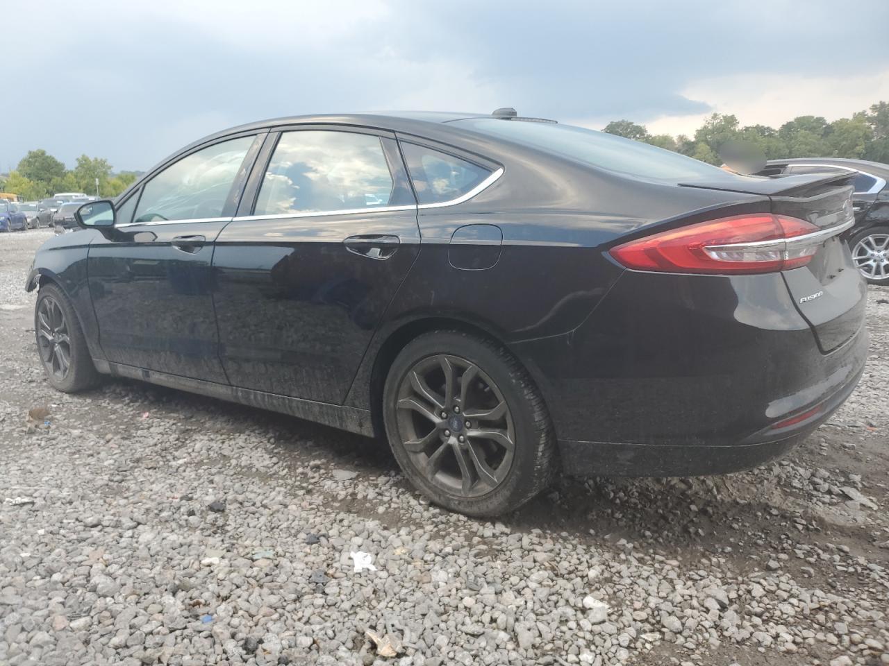 2018 Ford Fusion S - Фото 2