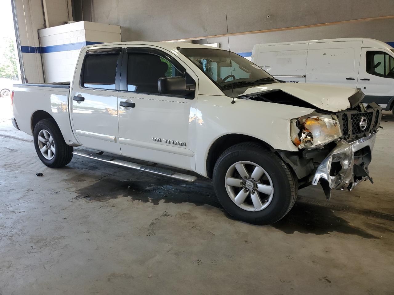 2012 Nissan Titan S - Фото 4