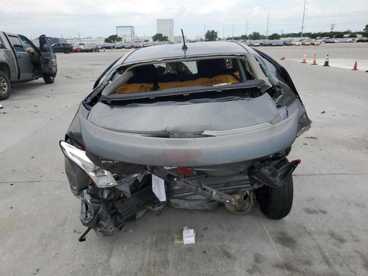 2016 Nissan Versa S - Фото 6