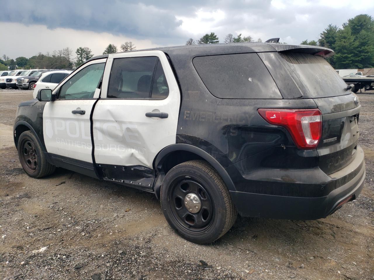 2017 Ford Explorer Police Interceptor - Фото 2