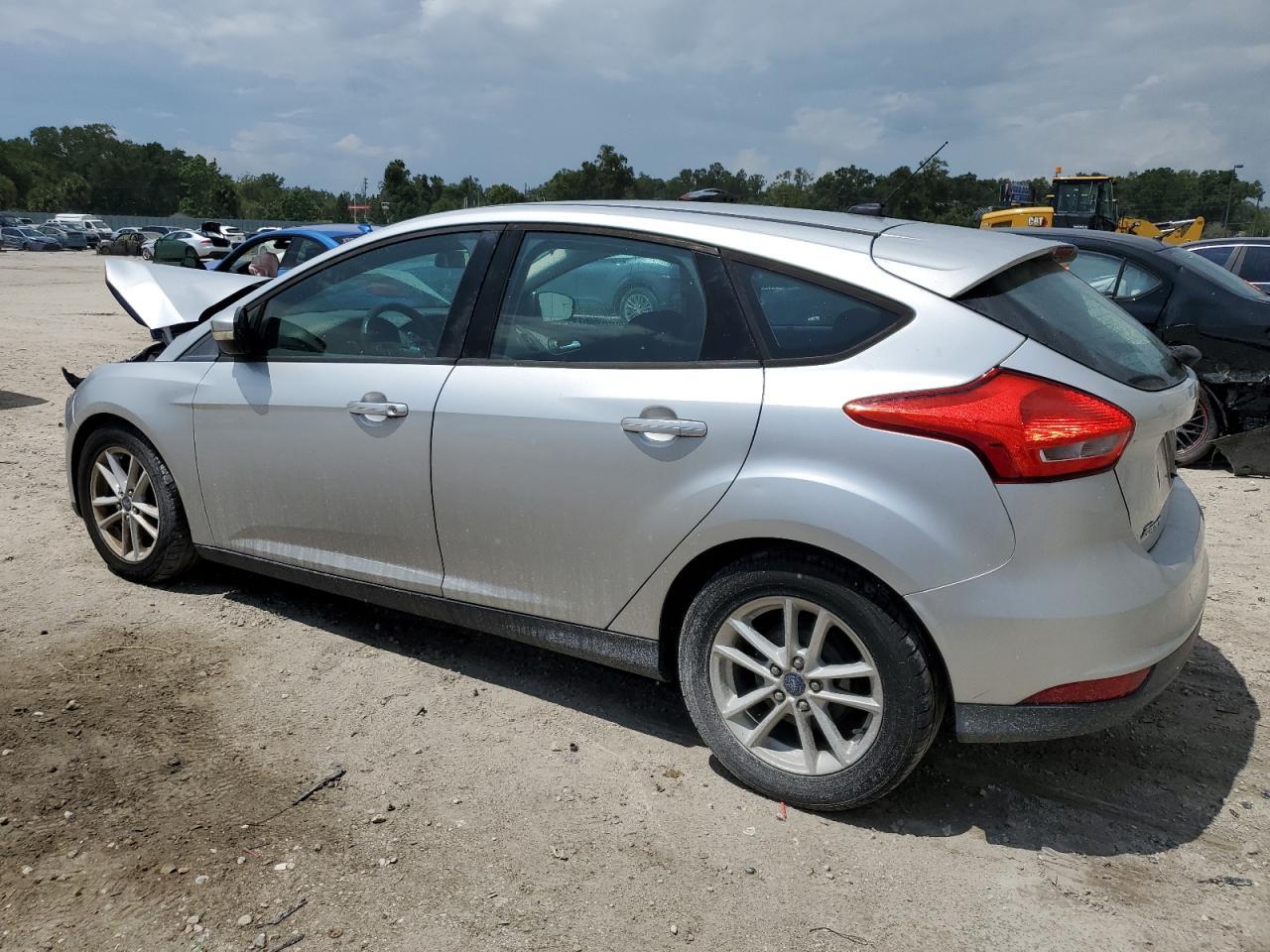 2015 Ford Focus Se - Фото 2