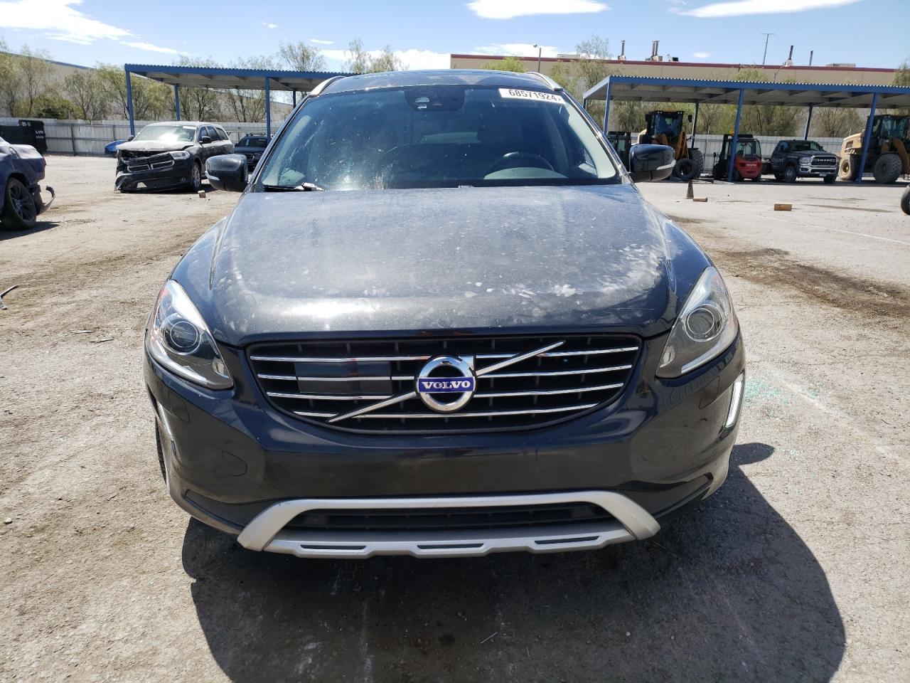 2016 Volvo Xc60 T6 Platinum - Image 5